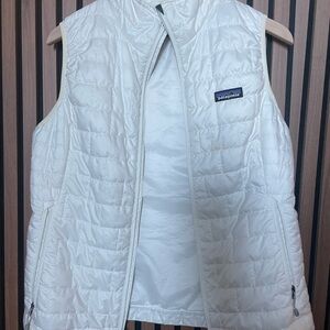 Patagonia Ivory Quilted Vest